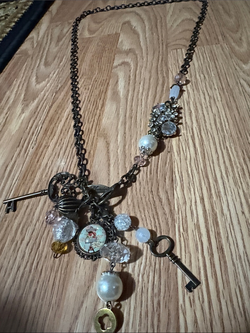 PLUNDER LARGE DETACHABLE CHARMS INCLUDING BRONZE KEY 43" NECKLACE